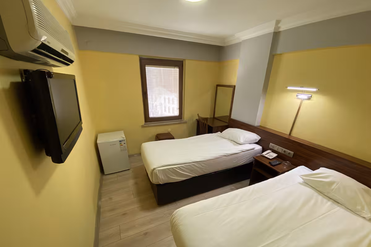 İki Yataklı Oda — Çenedağ Hotel